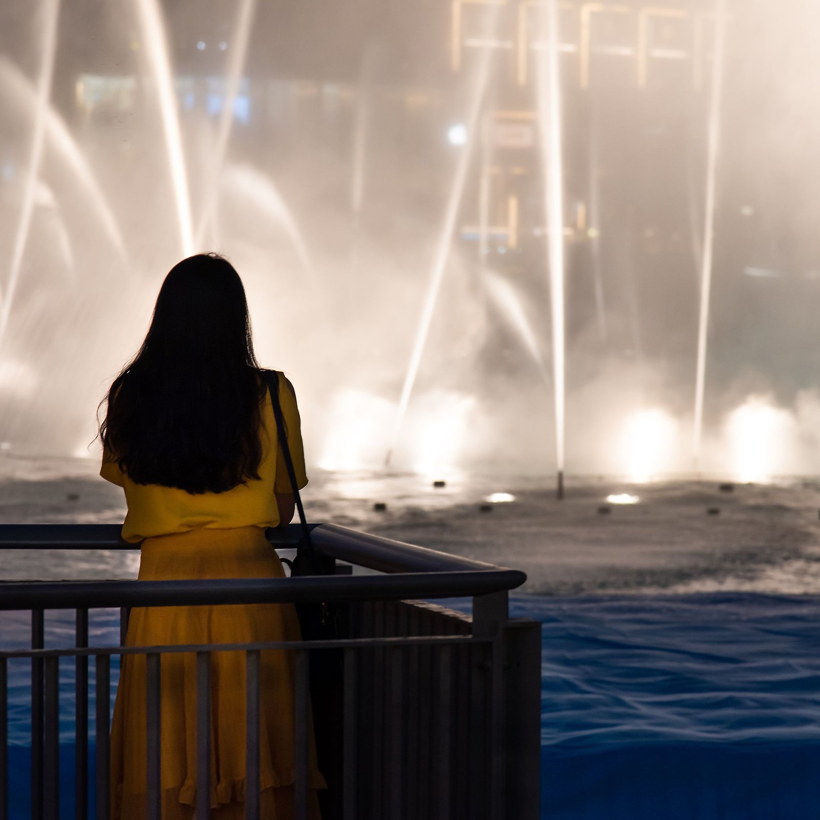 Dubai Fountain Lake Ride